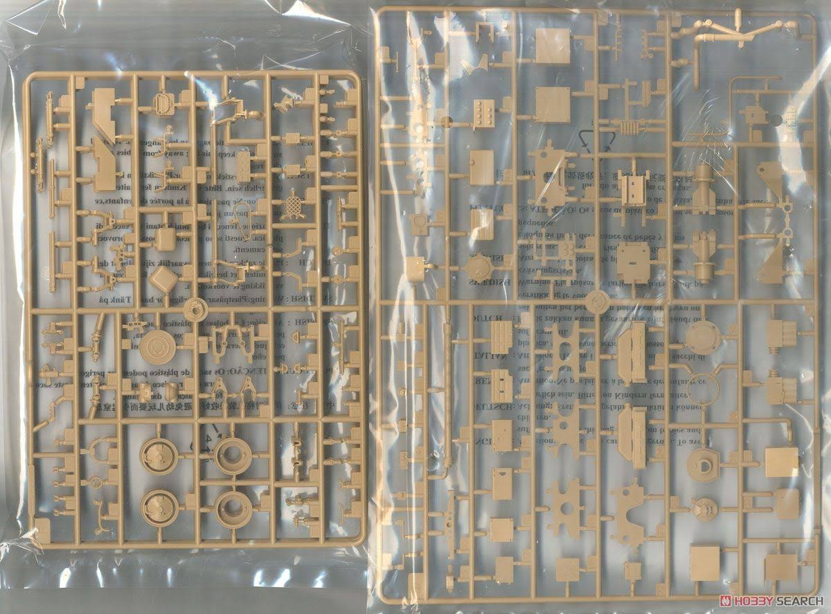 1/35 Russian 9K79 Tochka Model Kit D900