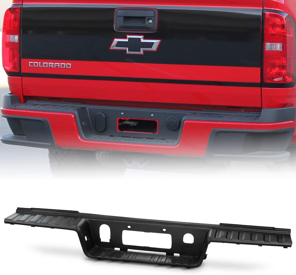 Black Textured Rear Bumper Center Step Pad Assembly B718109