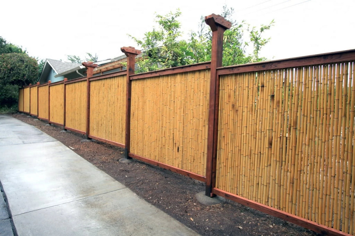 Natural Bamboo Fencing Garden Screen Rolled Fence Panel 3/4 D x 4' H x 8' L I6589