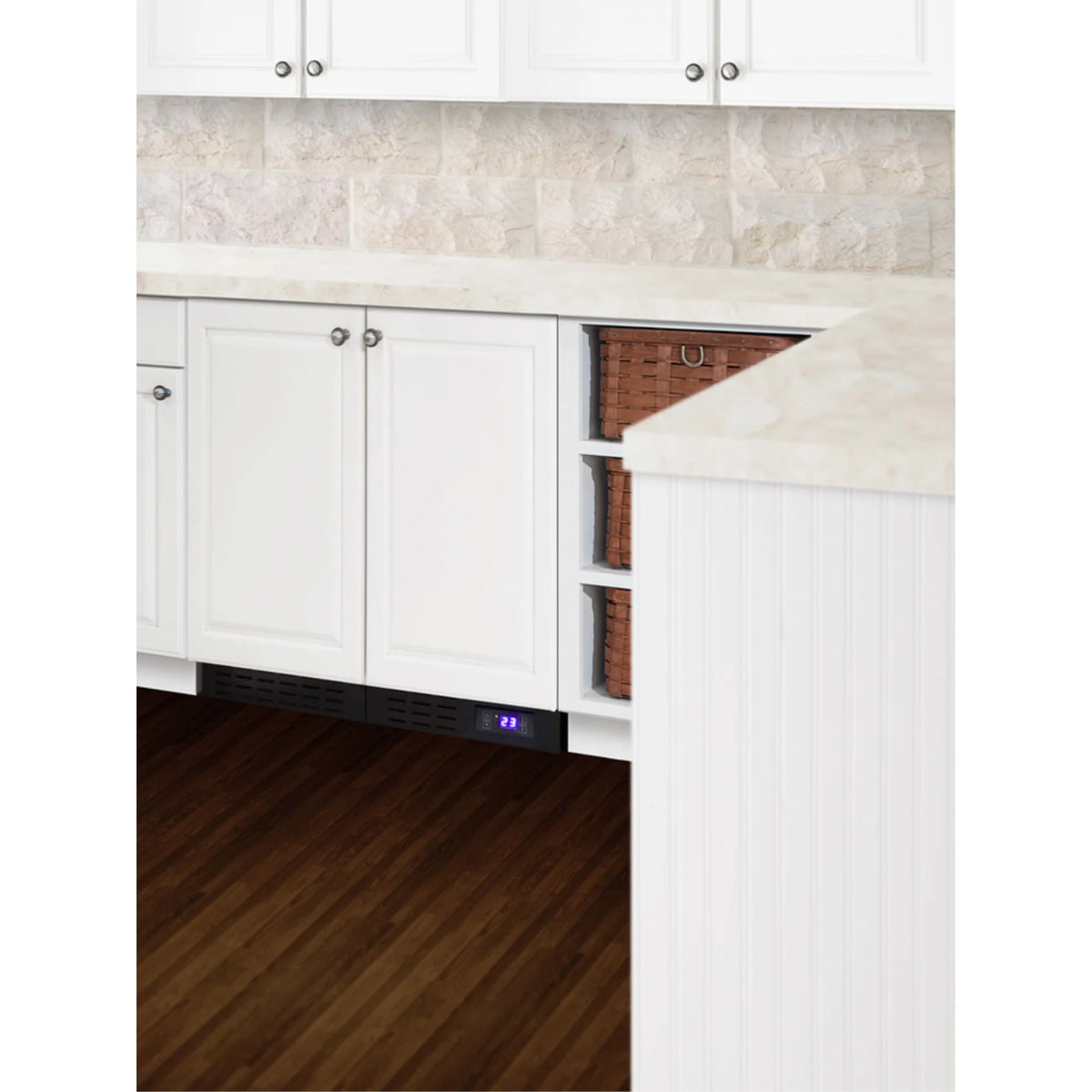 BUILT IN REFRIGERATOR F31777