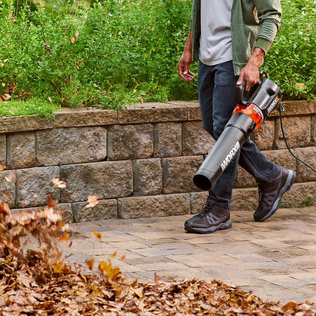 12 Amp 800 CFM Electric Leaf Blower F370