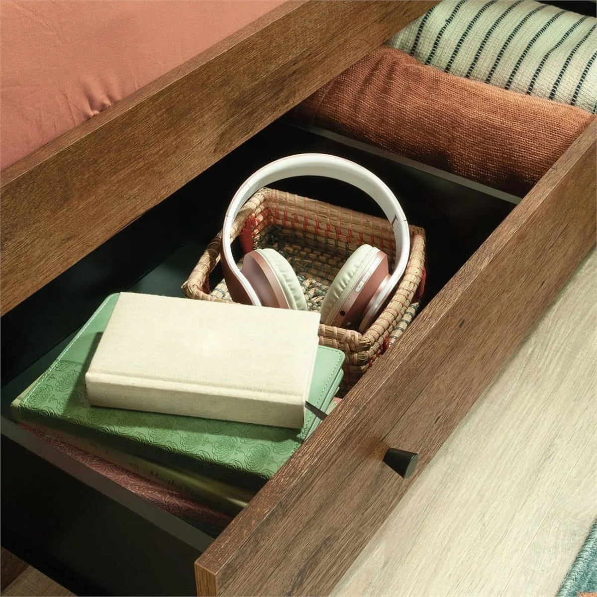 Vintage Oak Engineered Wood Bed I951