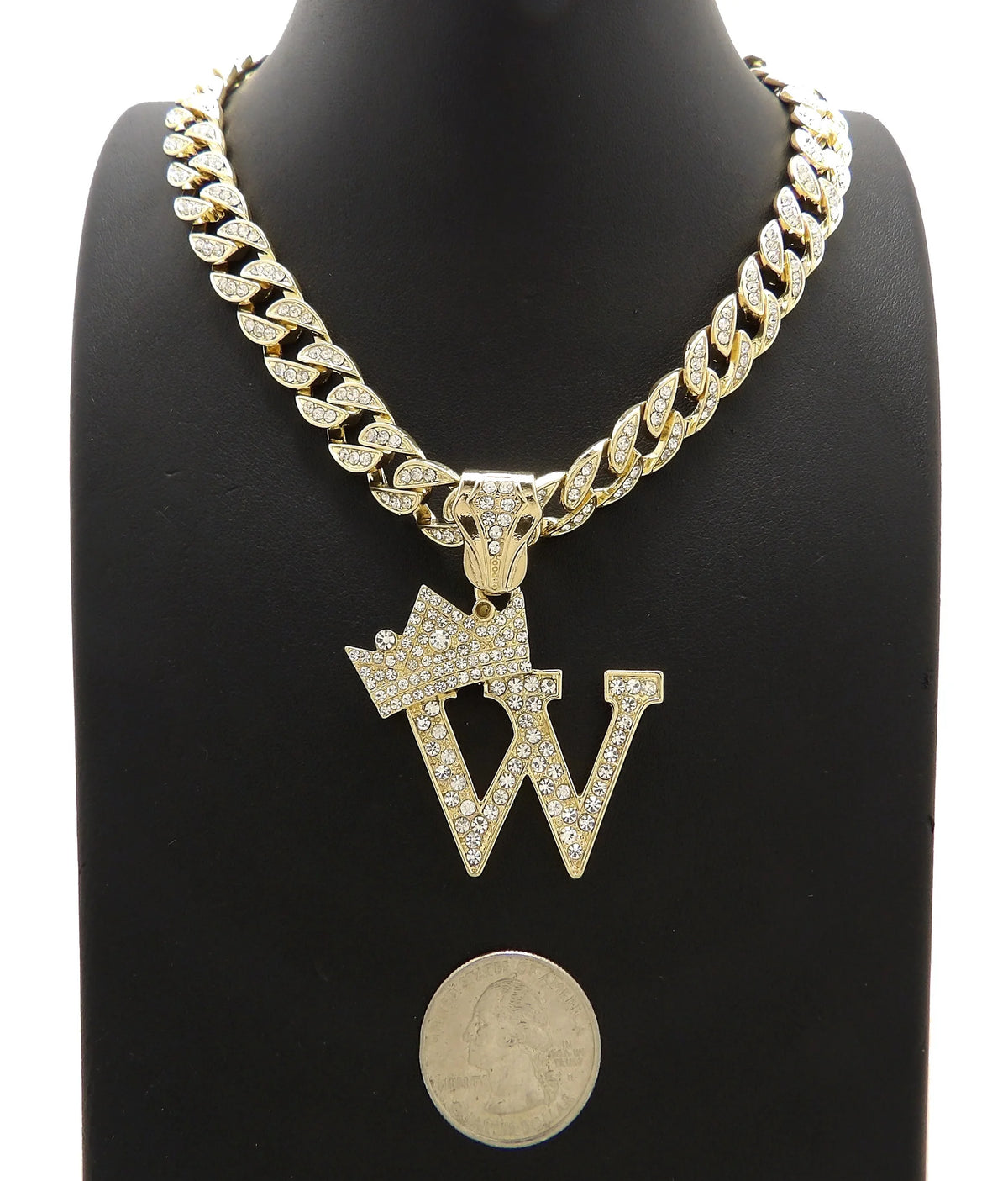 Gold Cuban Chain Necklace with Pendant L89022