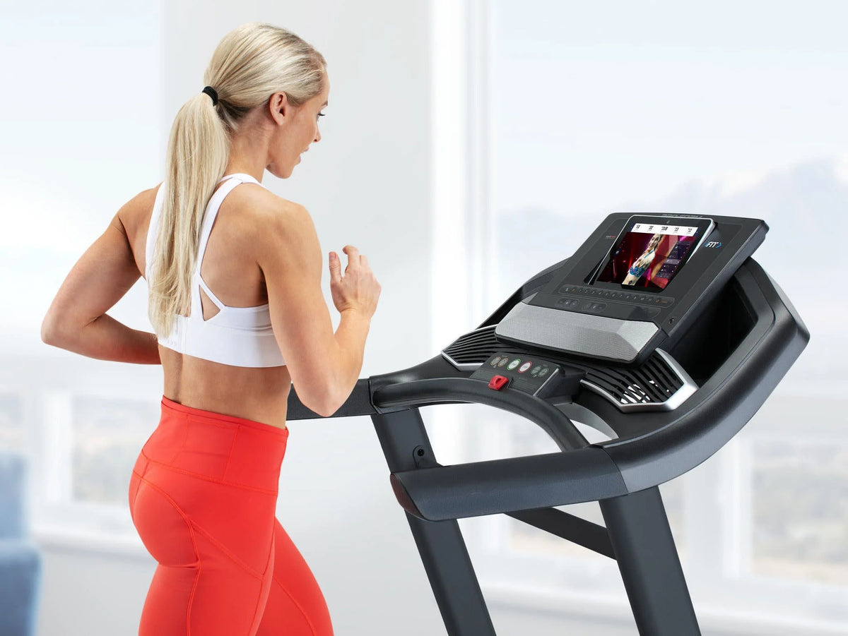 Folding Treadmill with 10” HD Touchscreen O429874