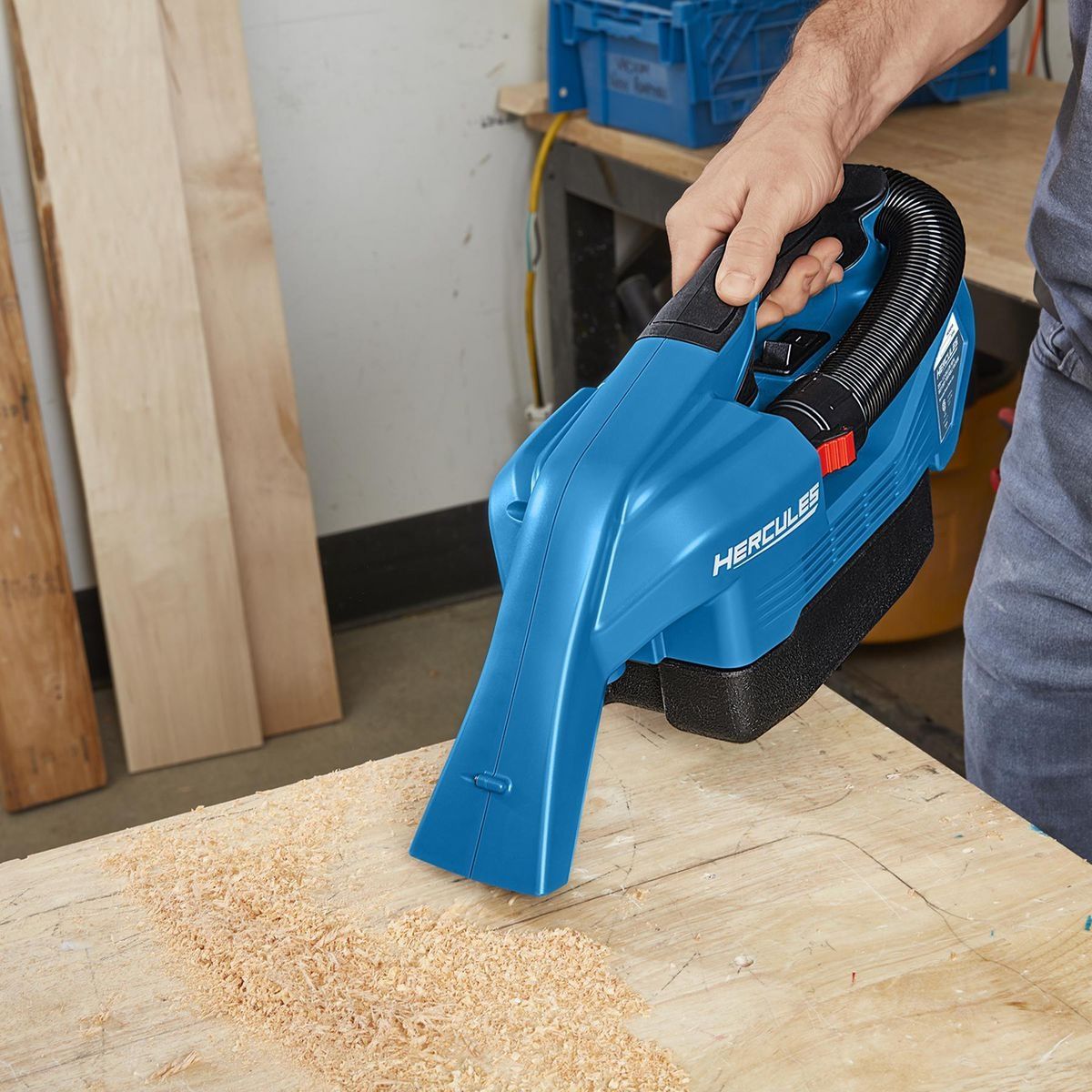 Cordless Wet/Dry Portable Vacuum T830