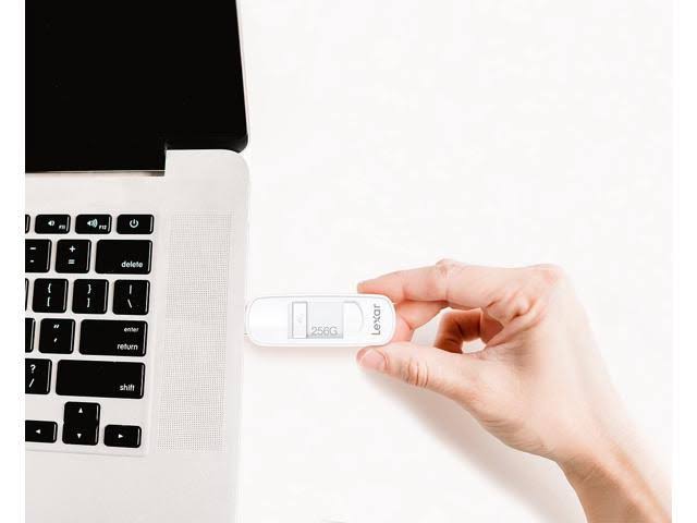 256gb USB 3.1 Flash Drive Black E266225